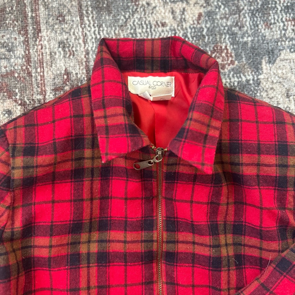 Casual Corner Women's Red and Brown Plaid Bomber Jacket vintage